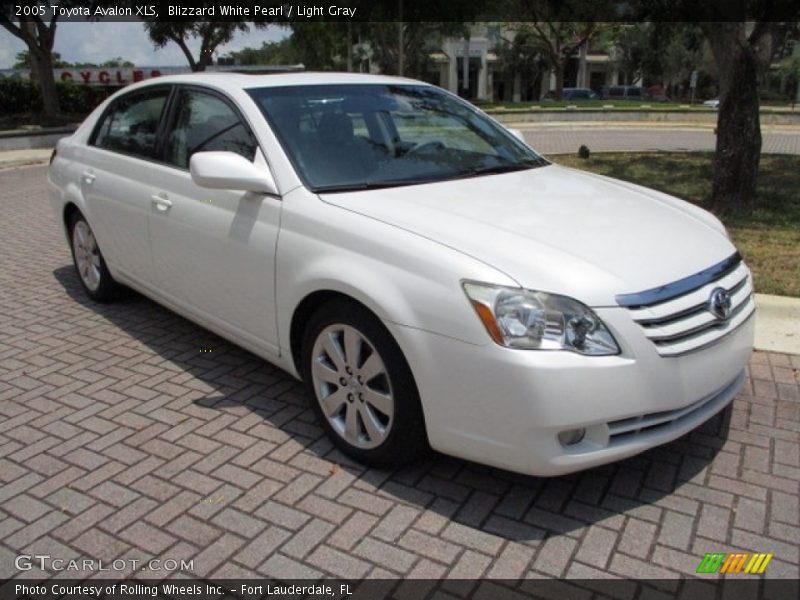 Blizzard White Pearl / Light Gray 2005 Toyota Avalon XLS