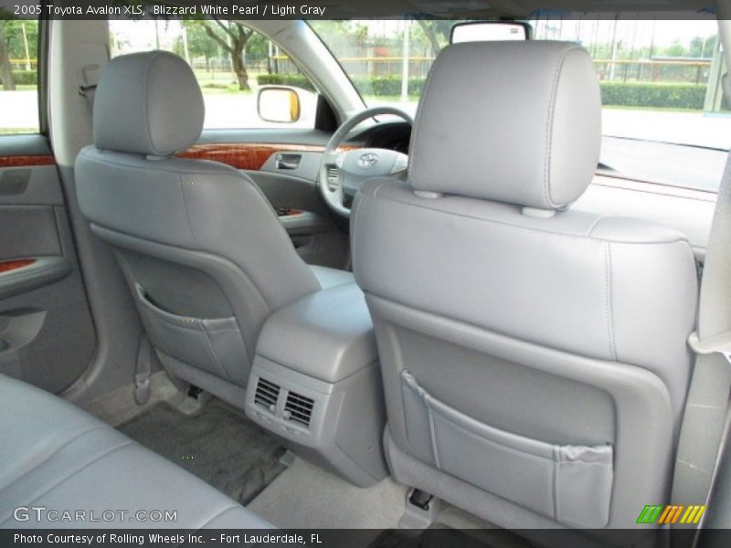 Blizzard White Pearl / Light Gray 2005 Toyota Avalon XLS