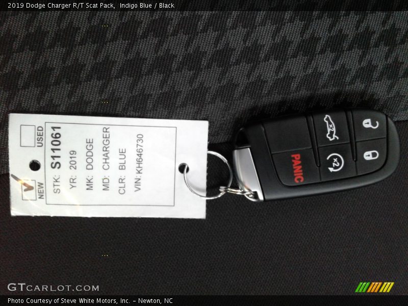 Indigo Blue / Black 2019 Dodge Charger R/T Scat Pack