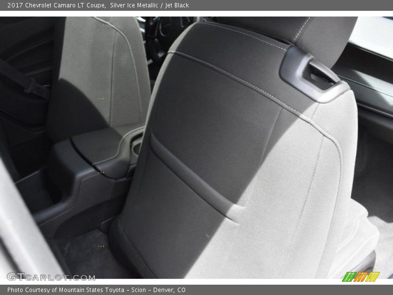 Silver Ice Metallic / Jet Black 2017 Chevrolet Camaro LT Coupe