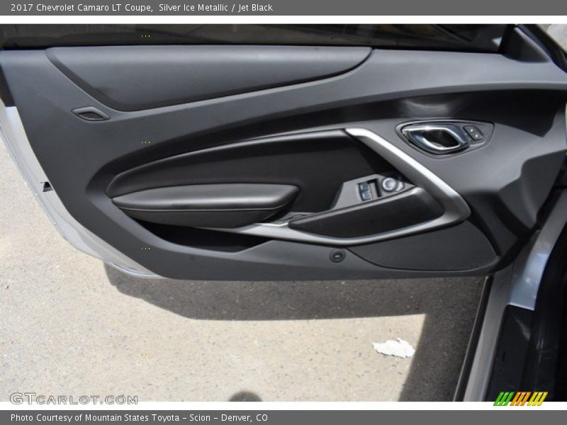 Silver Ice Metallic / Jet Black 2017 Chevrolet Camaro LT Coupe