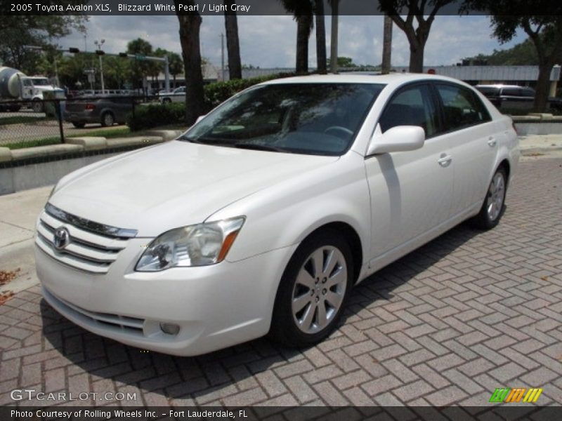 Blizzard White Pearl / Light Gray 2005 Toyota Avalon XLS
