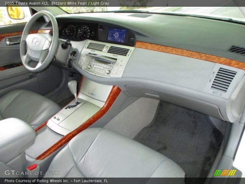 Blizzard White Pearl / Light Gray 2005 Toyota Avalon XLS