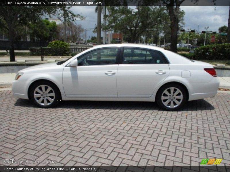Blizzard White Pearl / Light Gray 2005 Toyota Avalon XLS