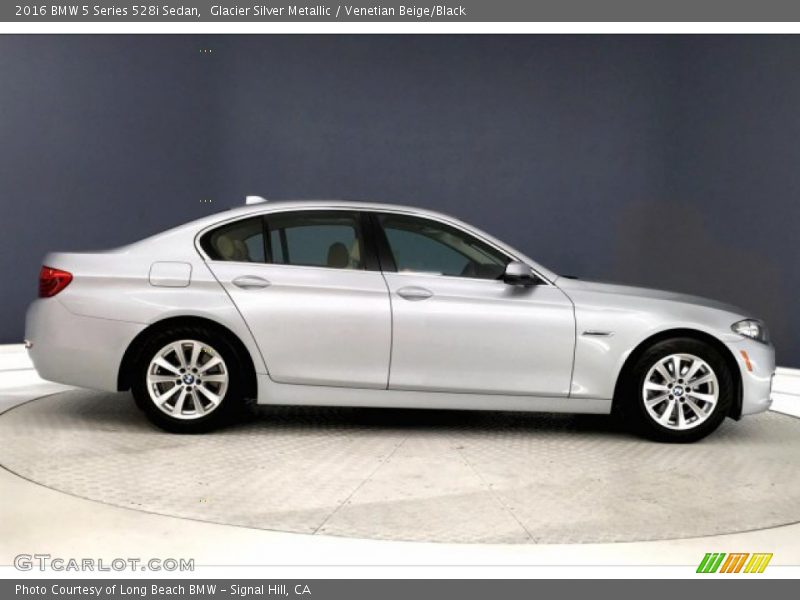 Glacier Silver Metallic / Venetian Beige/Black 2016 BMW 5 Series 528i Sedan