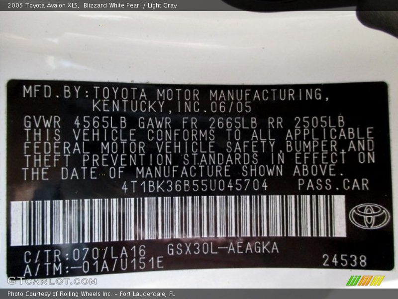 Blizzard White Pearl / Light Gray 2005 Toyota Avalon XLS