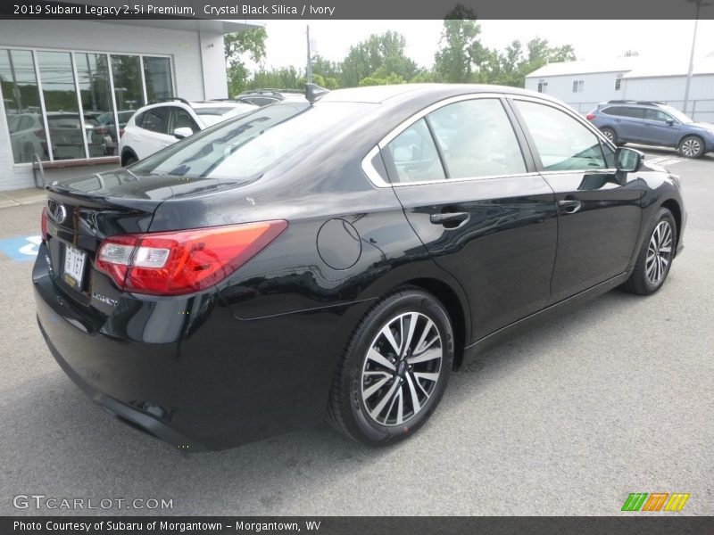 Crystal Black Silica / Ivory 2019 Subaru Legacy 2.5i Premium