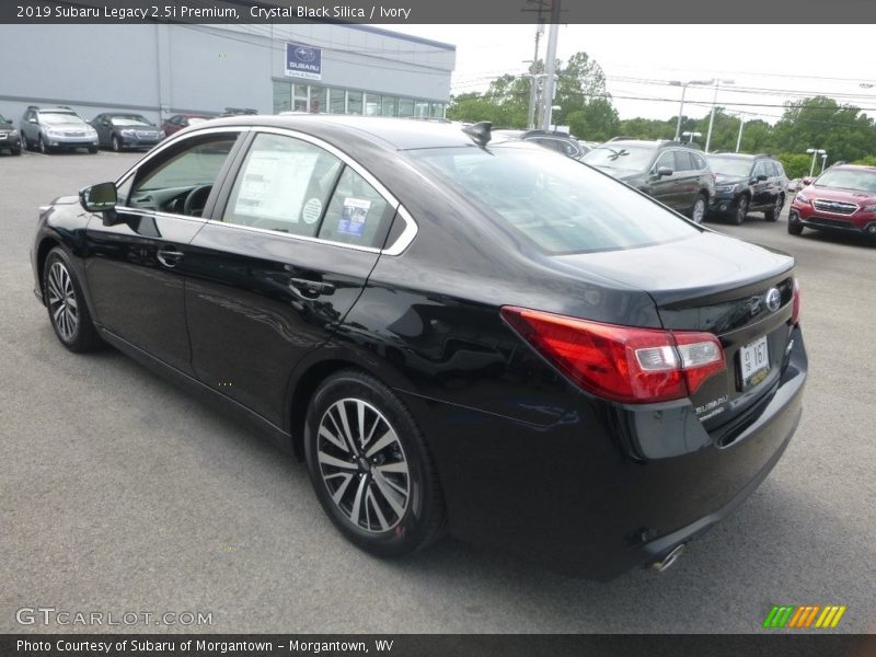 Crystal Black Silica / Ivory 2019 Subaru Legacy 2.5i Premium