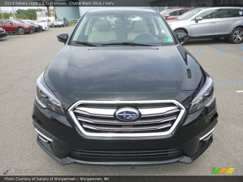 Crystal Black Silica / Ivory 2019 Subaru Legacy 2.5i Premium