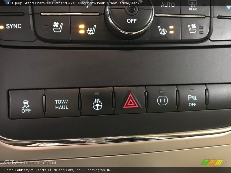 Blackberry Pearl / New Saddle/Black 2011 Jeep Grand Cherokee Overland 4x4