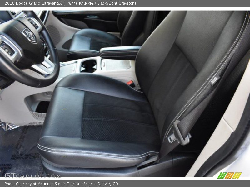 White Knuckle / Black/Light Graystone 2018 Dodge Grand Caravan SXT