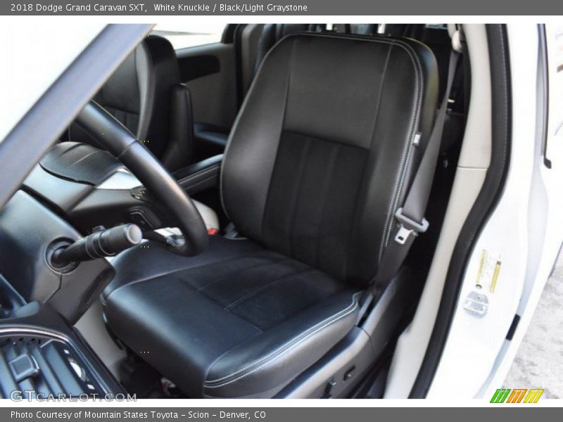 White Knuckle / Black/Light Graystone 2018 Dodge Grand Caravan SXT
