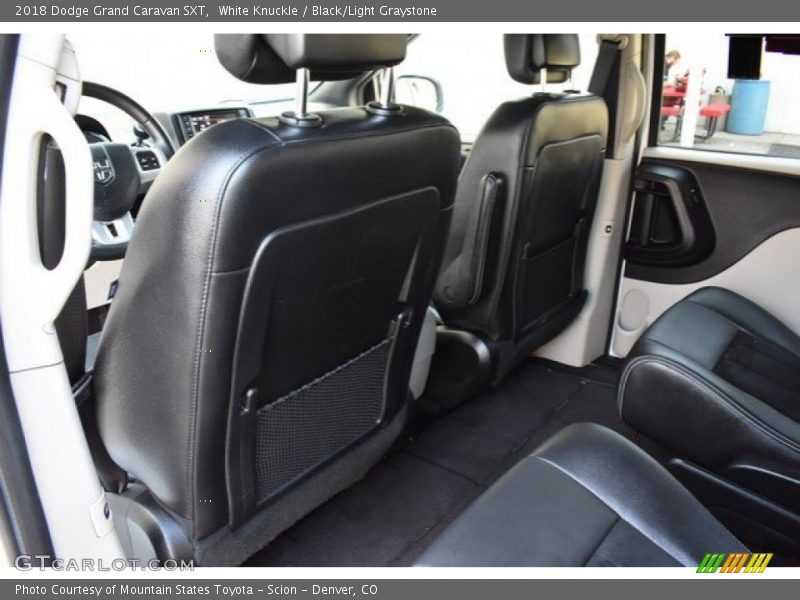 White Knuckle / Black/Light Graystone 2018 Dodge Grand Caravan SXT