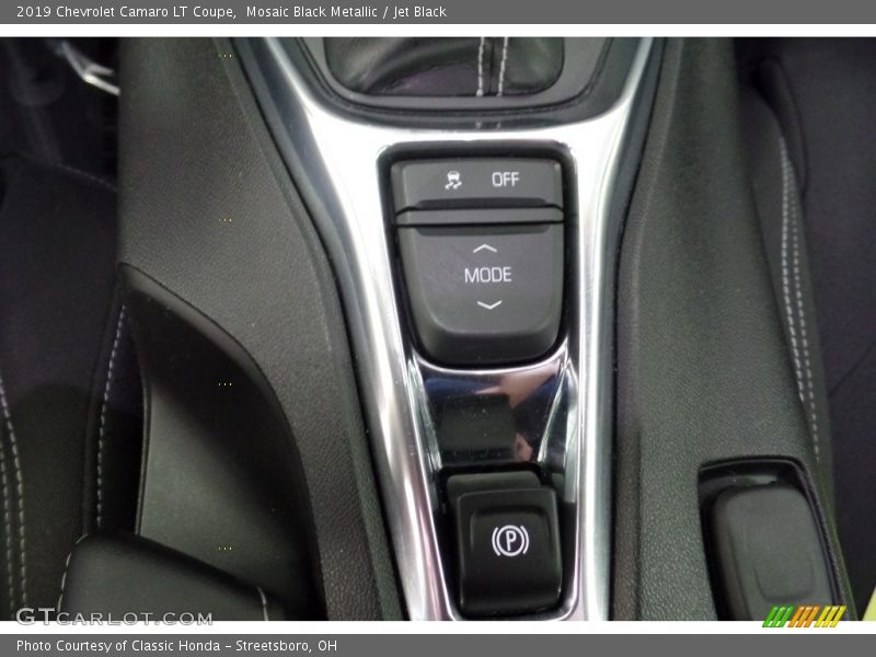 Mosaic Black Metallic / Jet Black 2019 Chevrolet Camaro LT Coupe