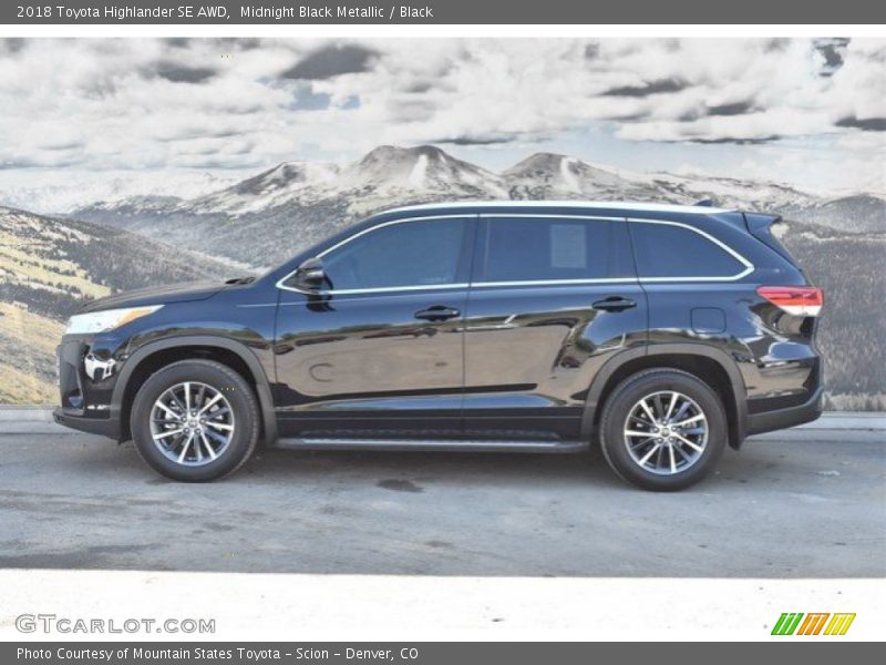 Midnight Black Metallic / Black 2018 Toyota Highlander SE AWD
