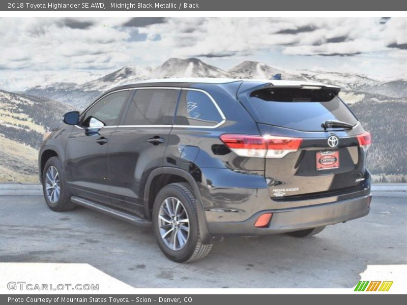 Midnight Black Metallic / Black 2018 Toyota Highlander SE AWD