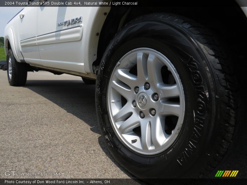 Natural White / Light Charcoal 2004 Toyota Tundra SR5 Double Cab 4x4