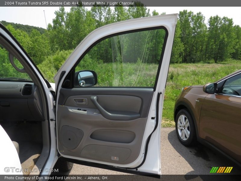Natural White / Light Charcoal 2004 Toyota Tundra SR5 Double Cab 4x4