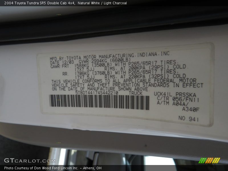 Natural White / Light Charcoal 2004 Toyota Tundra SR5 Double Cab 4x4