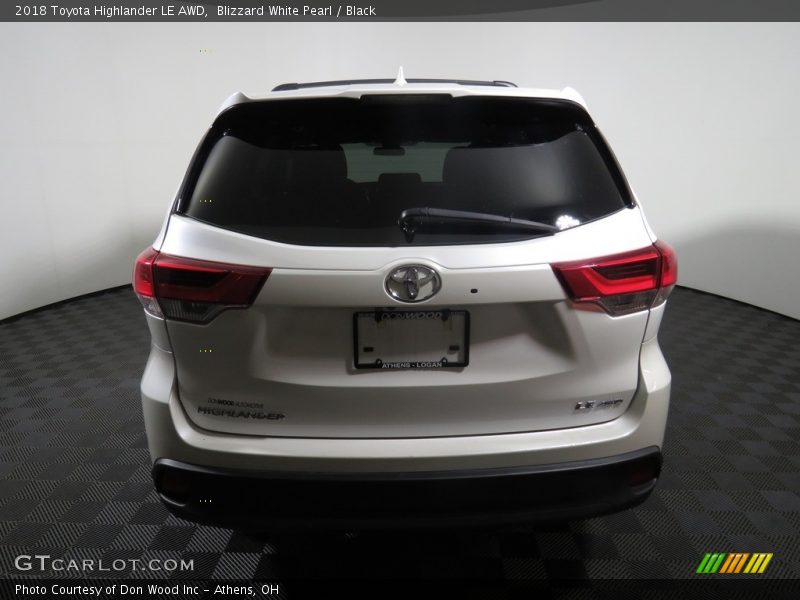 Blizzard White Pearl / Black 2018 Toyota Highlander LE AWD