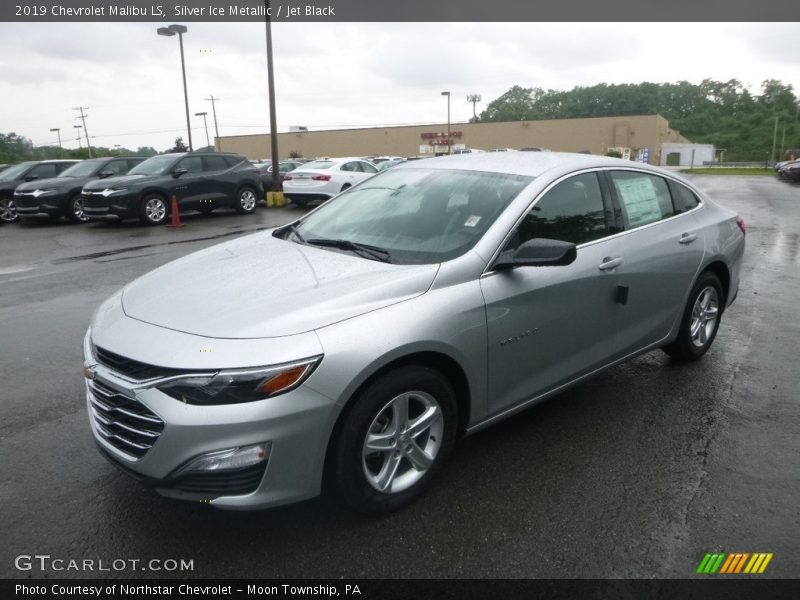 Silver Ice Metallic / Jet Black 2019 Chevrolet Malibu LS