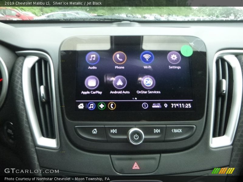 Silver Ice Metallic / Jet Black 2019 Chevrolet Malibu LS