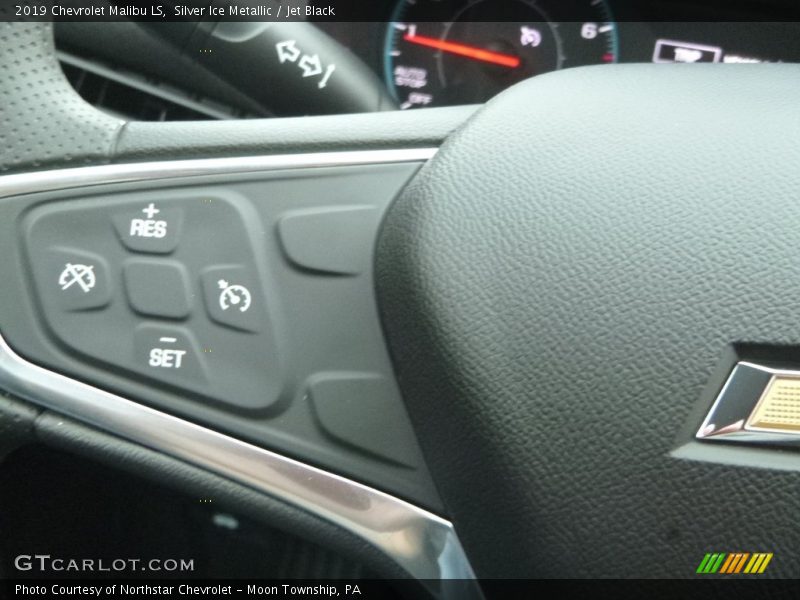 Silver Ice Metallic / Jet Black 2019 Chevrolet Malibu LS