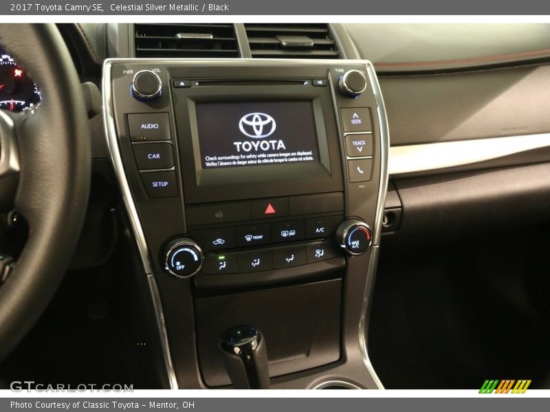 Celestial Silver Metallic / Black 2017 Toyota Camry SE