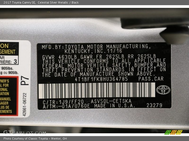 Celestial Silver Metallic / Black 2017 Toyota Camry SE