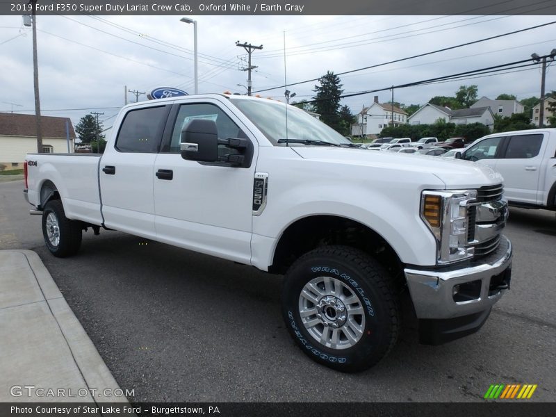 Oxford White / Earth Gray 2019 Ford F350 Super Duty Lariat Crew Cab