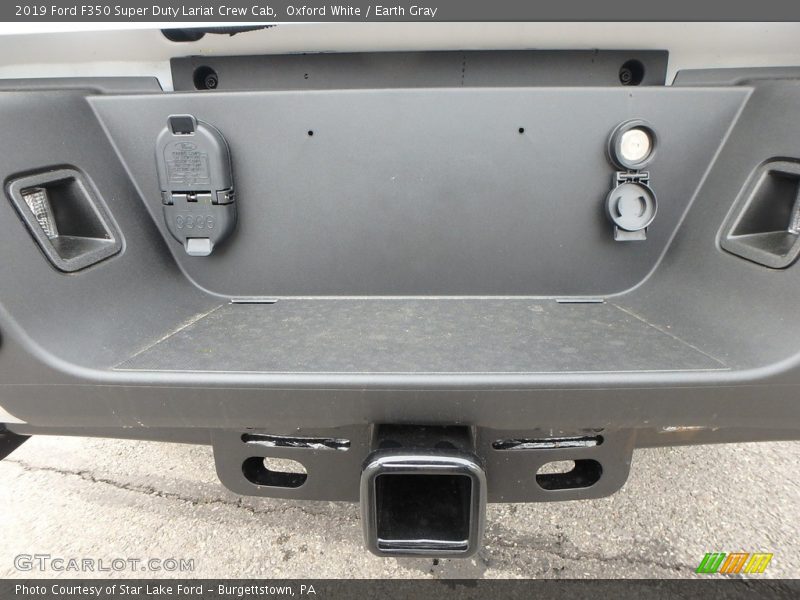 Oxford White / Earth Gray 2019 Ford F350 Super Duty Lariat Crew Cab