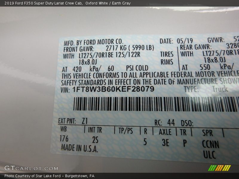 2019 F350 Super Duty Lariat Crew Cab Oxford White Color Code Z1