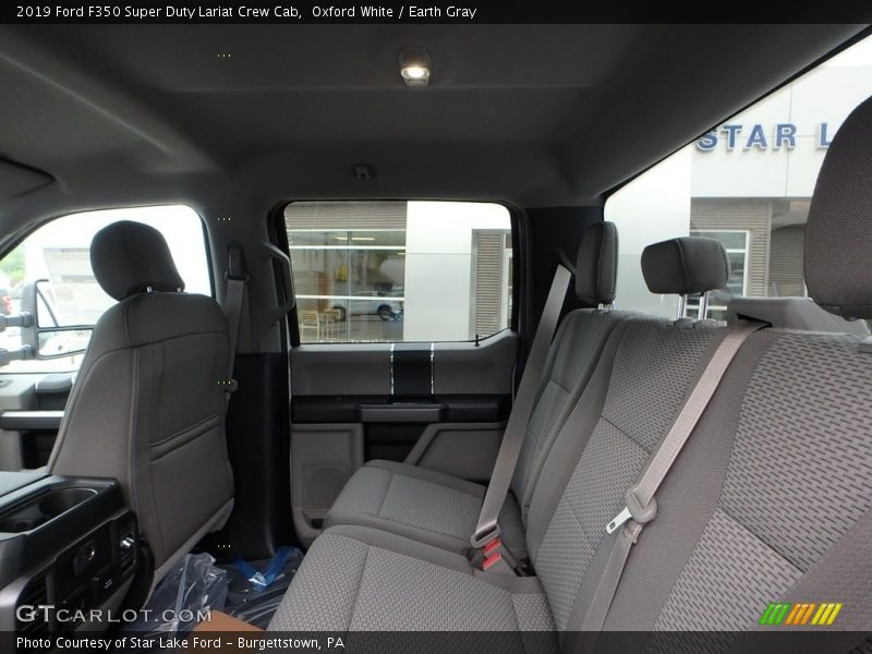Oxford White / Earth Gray 2019 Ford F350 Super Duty Lariat Crew Cab