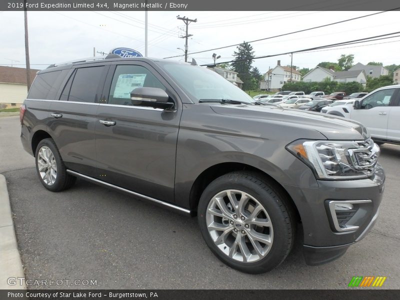 Front 3/4 View of 2019 Expedition Limited 4x4