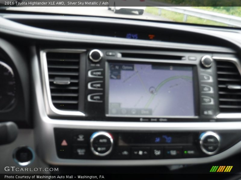 Silver Sky Metallic / Ash 2016 Toyota Highlander XLE AWD