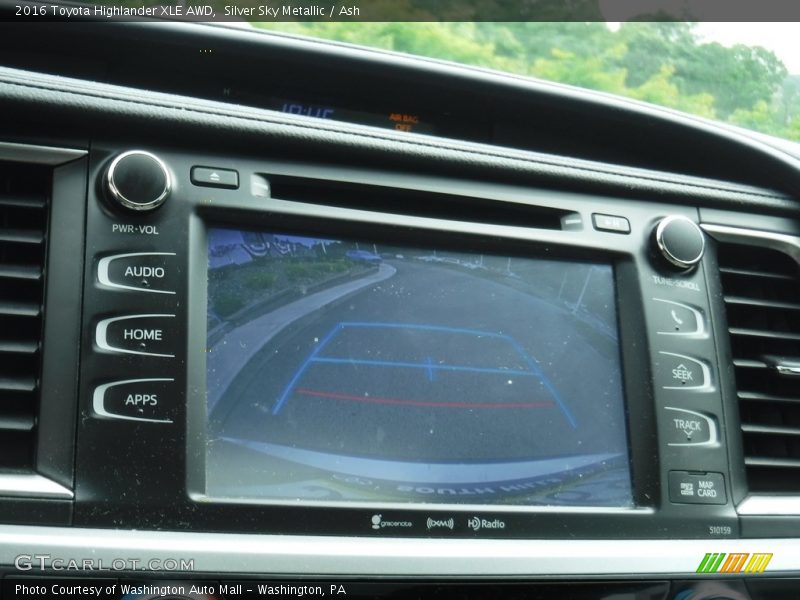 Silver Sky Metallic / Ash 2016 Toyota Highlander XLE AWD