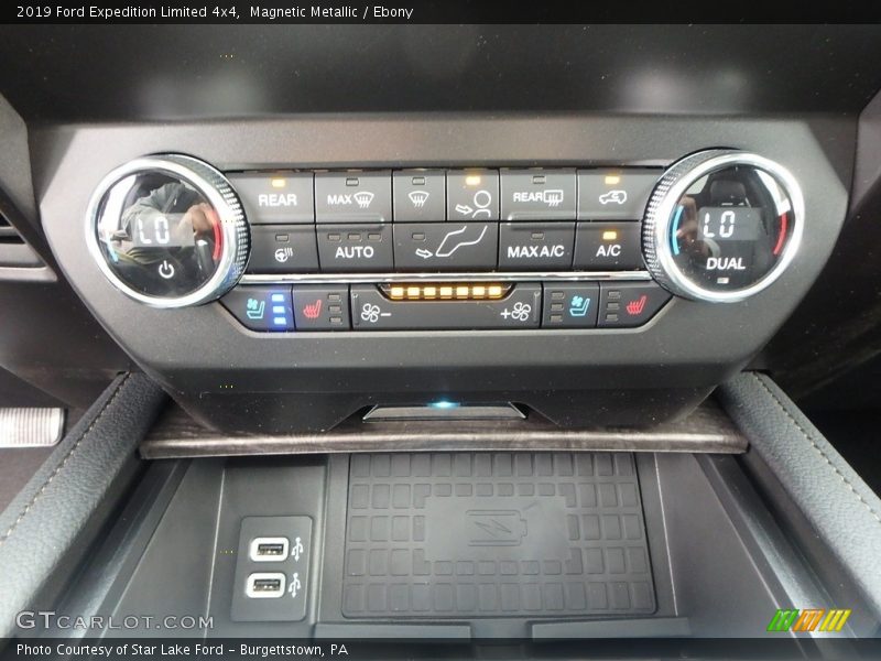 Controls of 2019 Expedition Limited 4x4