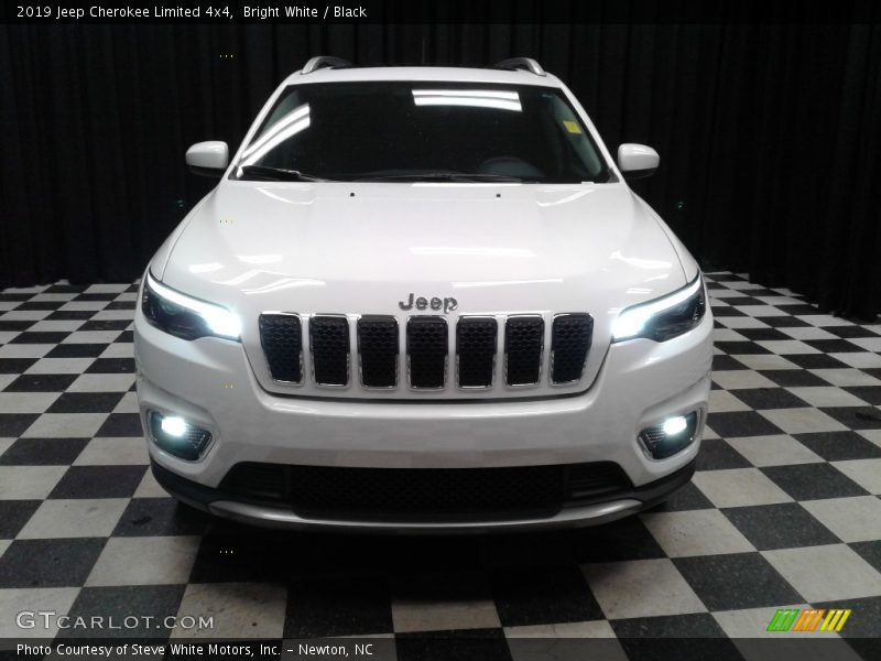 Bright White / Black 2019 Jeep Cherokee Limited 4x4