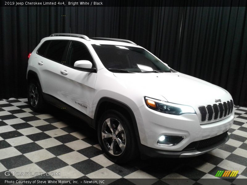 Bright White / Black 2019 Jeep Cherokee Limited 4x4