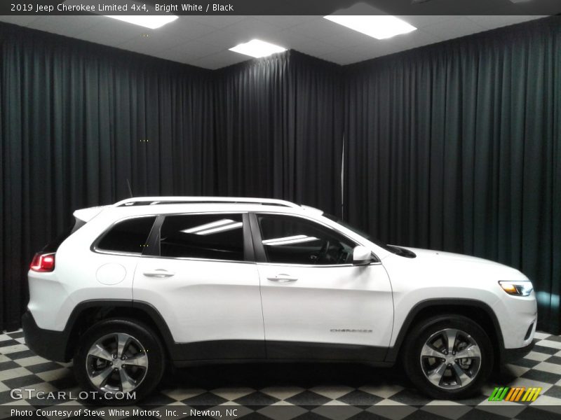 Bright White / Black 2019 Jeep Cherokee Limited 4x4