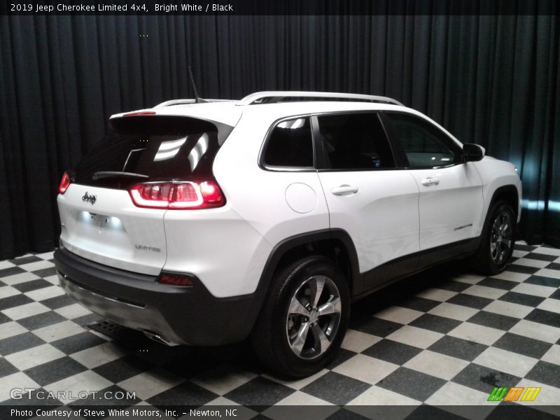 Bright White / Black 2019 Jeep Cherokee Limited 4x4