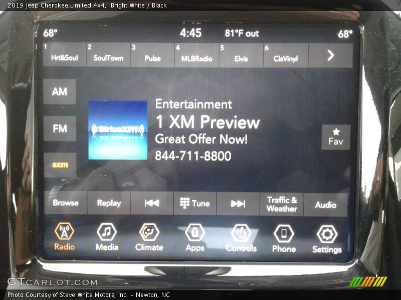 Bright White / Black 2019 Jeep Cherokee Limited 4x4