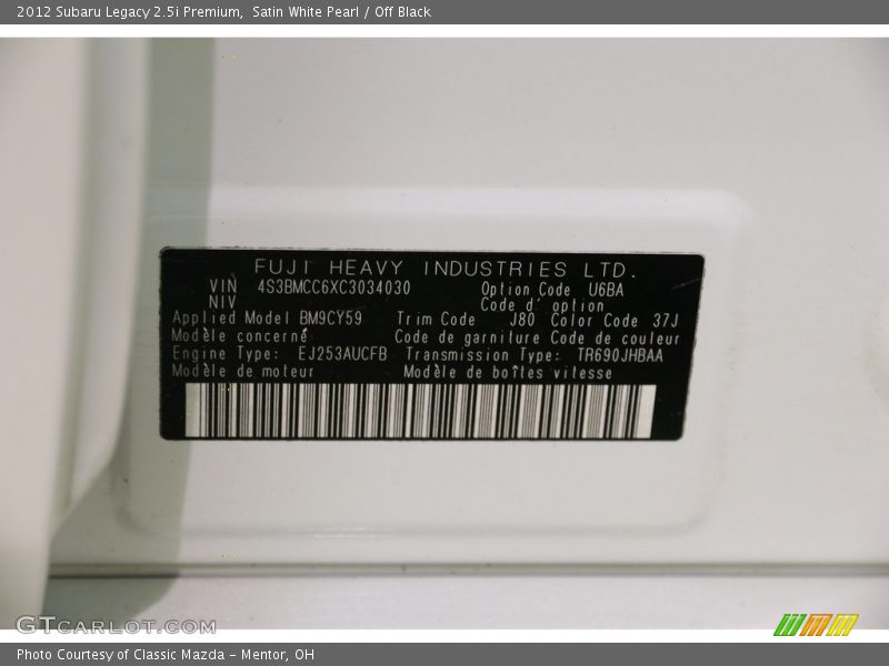 Satin White Pearl / Off Black 2012 Subaru Legacy 2.5i Premium