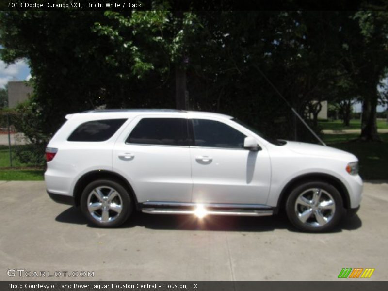Bright White / Black 2013 Dodge Durango SXT