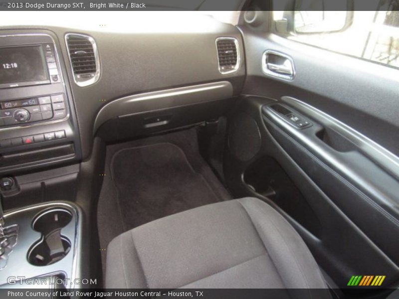 Bright White / Black 2013 Dodge Durango SXT