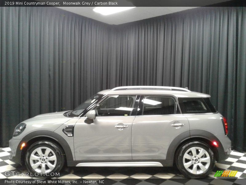 Moonwalk Grey / Carbon Black 2019 Mini Countryman Cooper