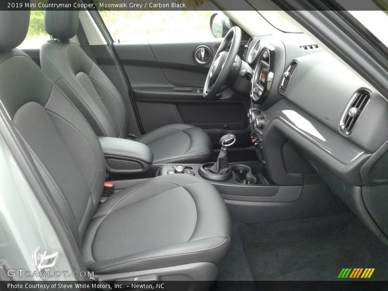 Front Seat of 2019 Countryman Cooper