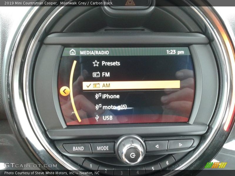 Moonwalk Grey / Carbon Black 2019 Mini Countryman Cooper