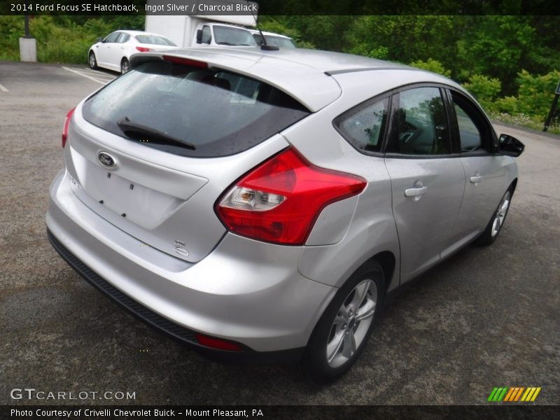Ingot Silver / Charcoal Black 2014 Ford Focus SE Hatchback