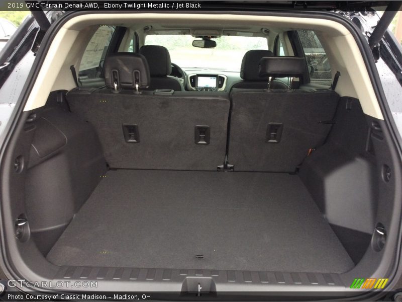  2019 Terrain Denali AWD Trunk